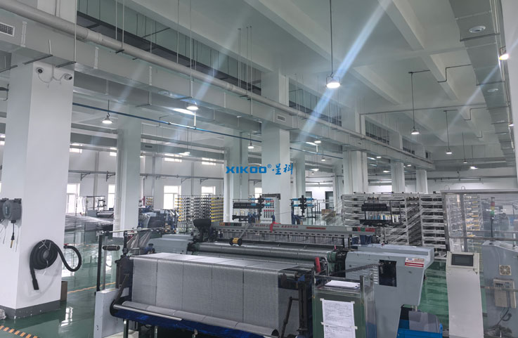 星科蒸發冷省電空調-立式管道機應用于碳纖維生產車間，制冷降溫