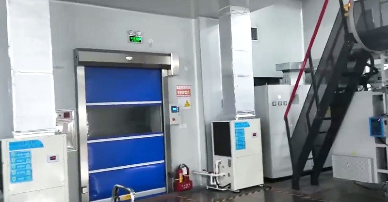 車間區(qū)域崗位降溫，安裝蒸發(fā)冷省電空調(diào)-立式管道款